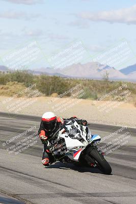 media/Nov-16-2025-Race Pace (Sun) [[8c5fa54630]]/Verified Riders/4-Turn 3 Inside (1050am)/